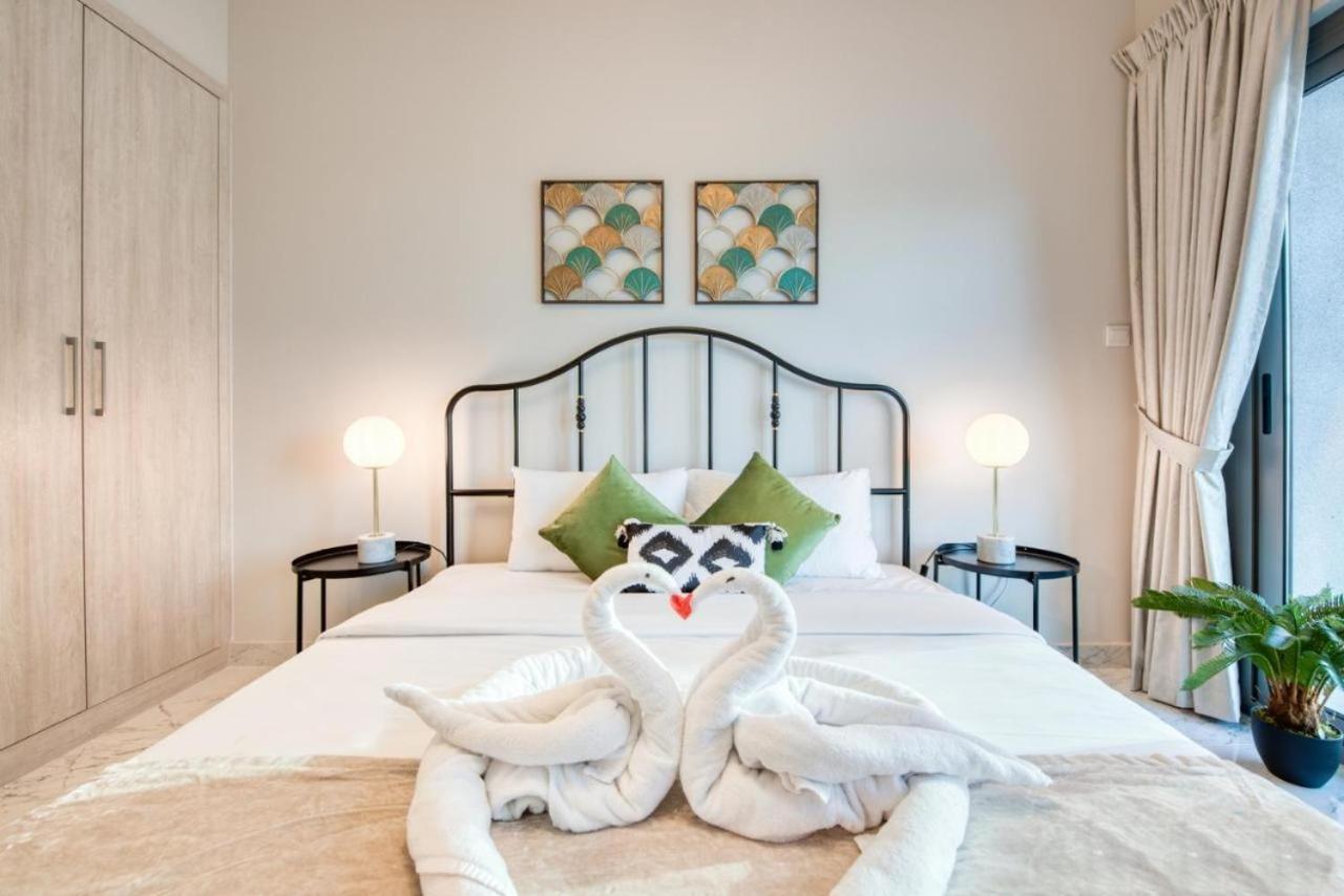 Elite Lux Holiday Homes - Cozy & Stylish 1 Bedroom With Huge Pools & World Class Gym Dubai Bagian luar foto