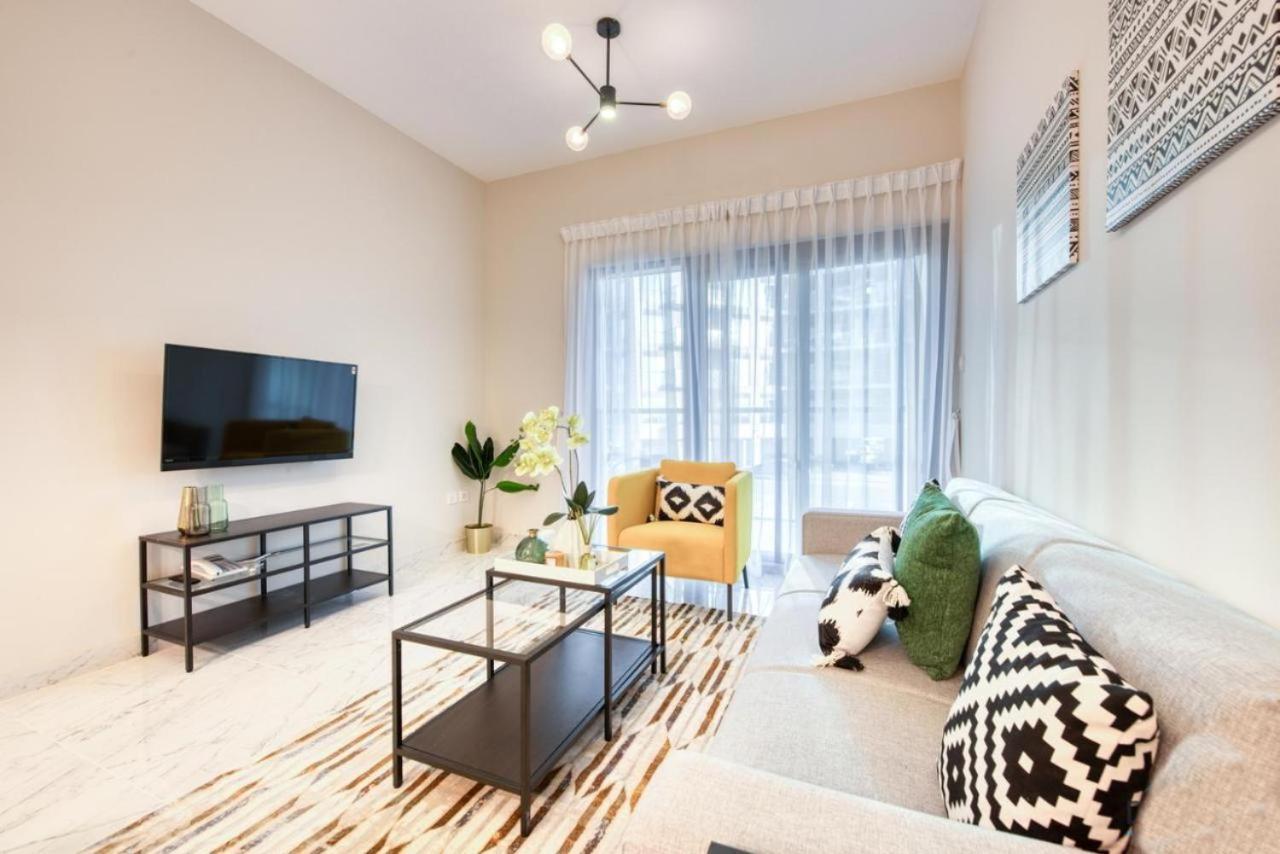 Elite Lux Holiday Homes - Cozy & Stylish 1 Bedroom With Huge Pools & World Class Gym Dubai Bagian luar foto